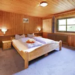 Chalet Alpenchalet Lacknerbrunn Bis 30 P *
