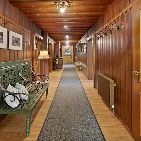 Chalet Alpenchalet Lacknerbrunn Bis 30 P *