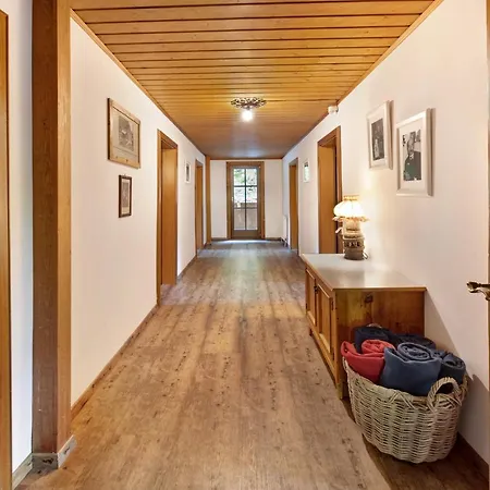 Chalet Alpenchalet Lacknerbrunn Bis 30 P Mayrhofen