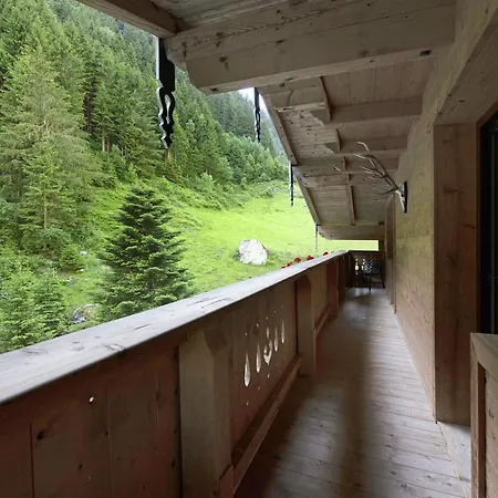 Chalet Alpenchalet Lacknerbrunn Bis 30 P *