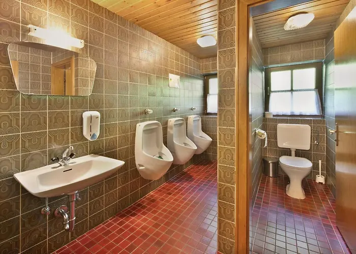 Alpenchalet Lacknerbrunn Bis 30 P Alpehytte *