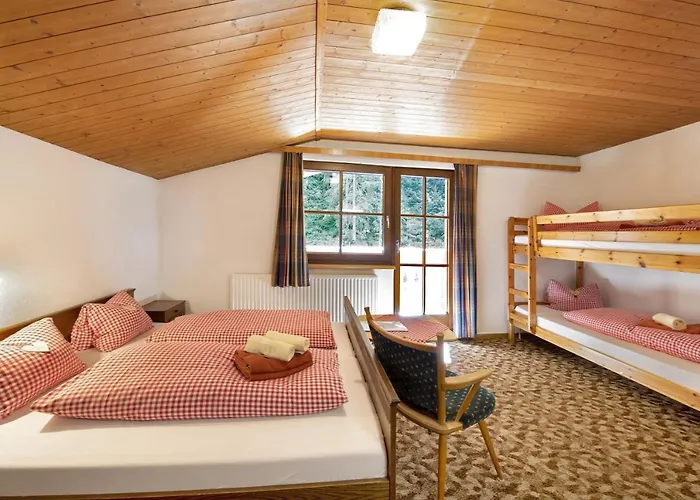 Alpenchalet Lacknerbrunn Bis 30 P Mayrhofen