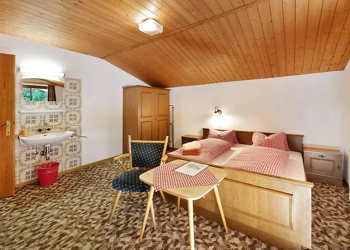 Alpenchalet Lacknerbrunn Bis 30 P Alpehytte