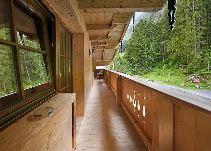 Alpenchalet Lacknerbrunn Bis 30 P Alpehytte