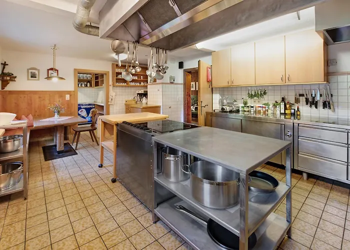 Chalet Alpenchalet Lacknerbrunn Bis 30 P Mayrhofen